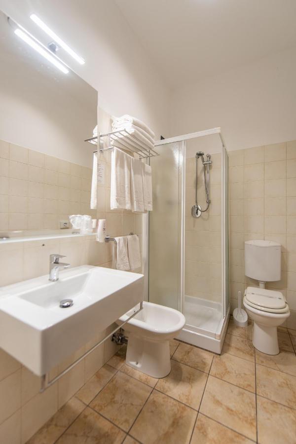 Quality Dock Milano 3*
