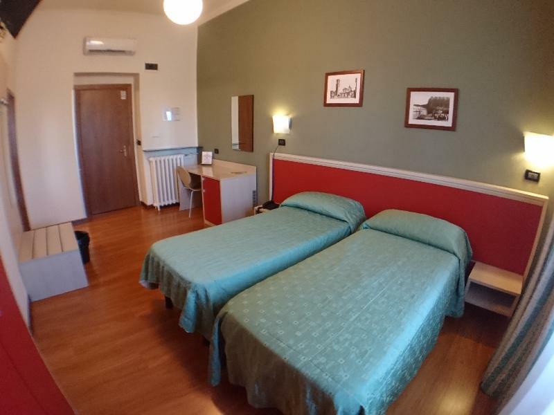 Quality Dock Milano 3*